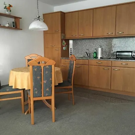 Binzer Ferienwohnung Mit Balkon In Apartmán Binz