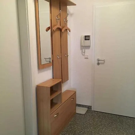 Apartment Binzer Ferienwohnung mit Balkon in Strandnähe *